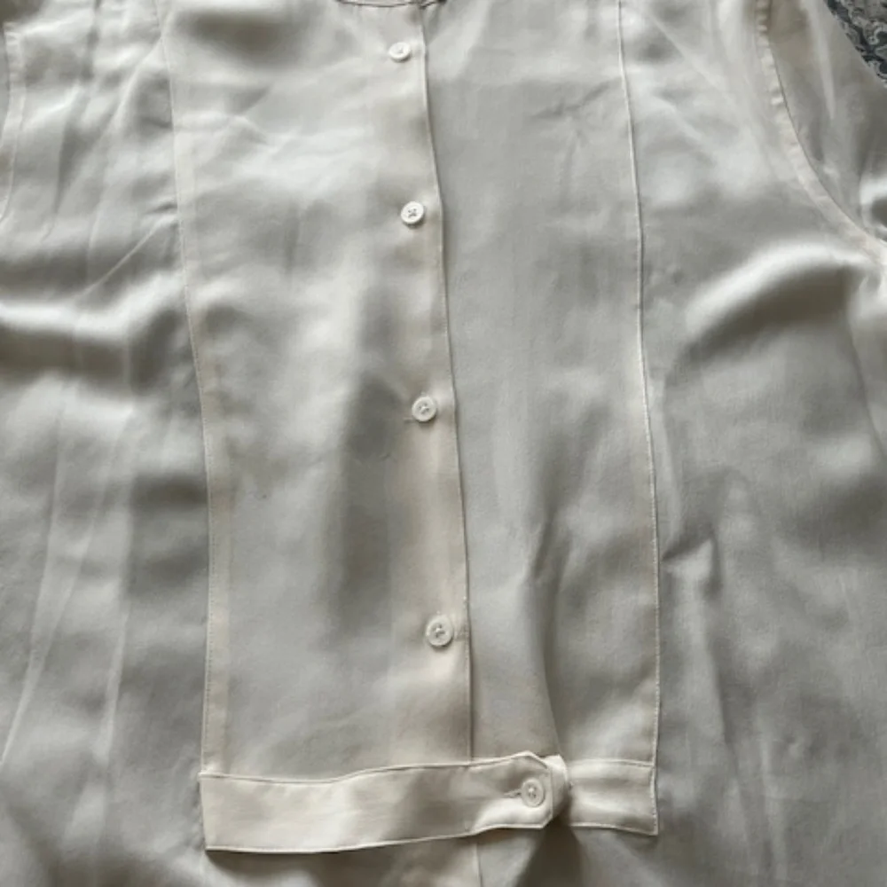 Equipment Femme Cream Silk Oversized Tuxedo Tunic Blouse Sz M Office Minimalist - Picture 5 of 8